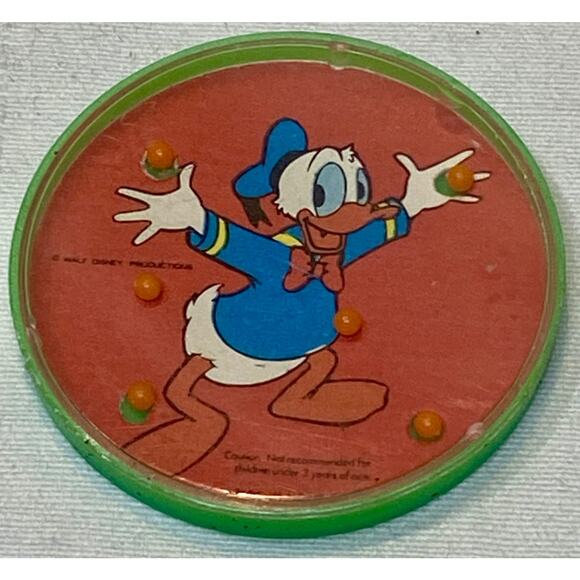 Donald Duck Huey Dewey Louie Dexterity Metal Ball Lithographed Pocket Game VTG - - Picture 2 of 8